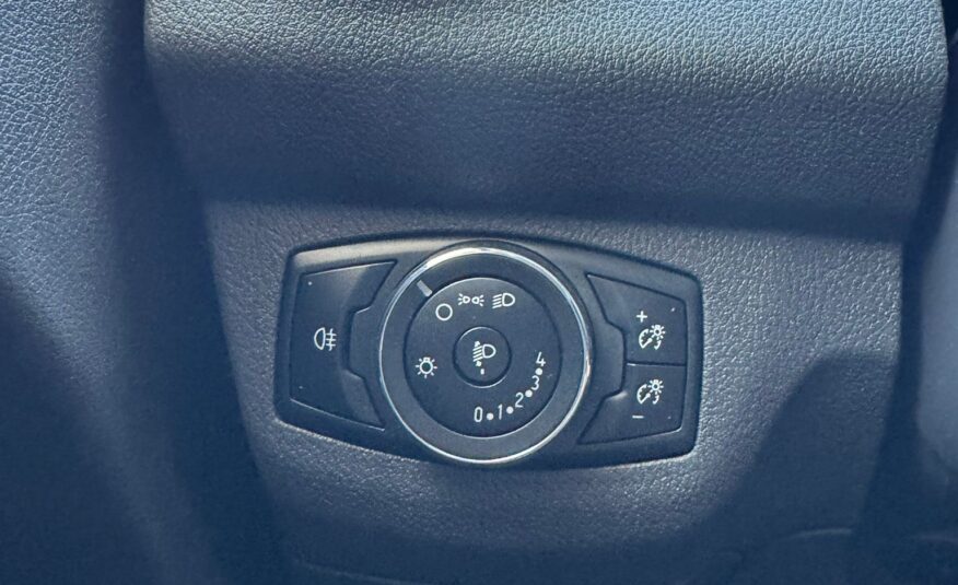 Ford Tourneo 1.0