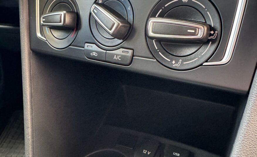 VOLKSWAGEN Polo 1.2