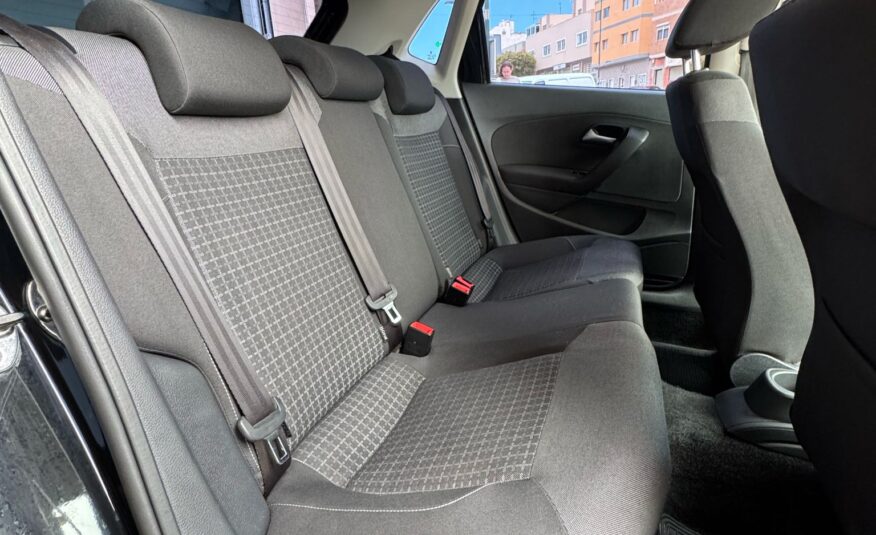 VOLKSWAGEN Polo 1.2