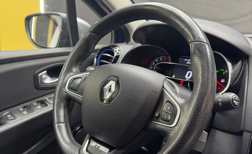 Renault Clio 900