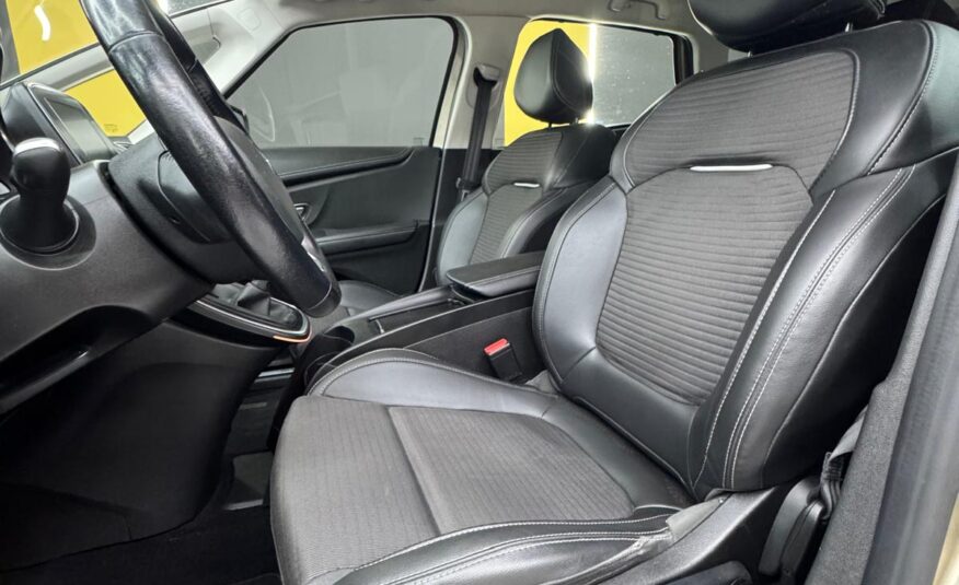 Renault Grand Scenic 1.2
