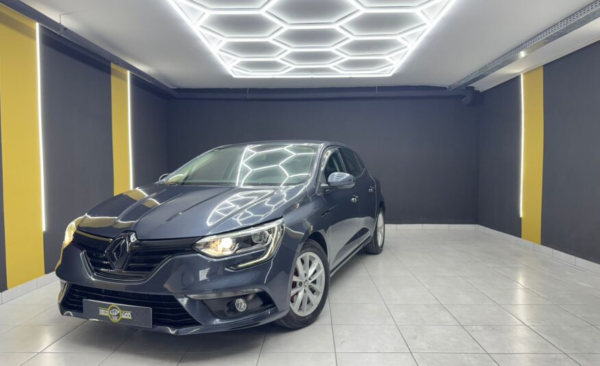 RENAULT Megane 1.2
