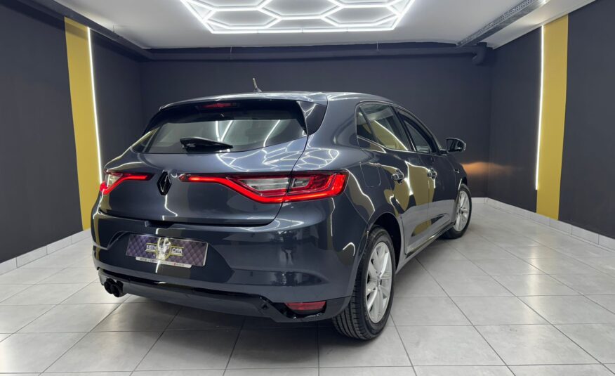 RENAULT Megane 1.2