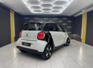 SMART FourFour x