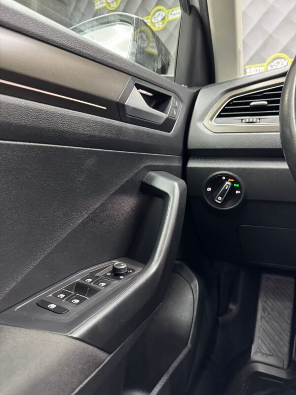 VOLKSWAGEN T-Roc 1.5