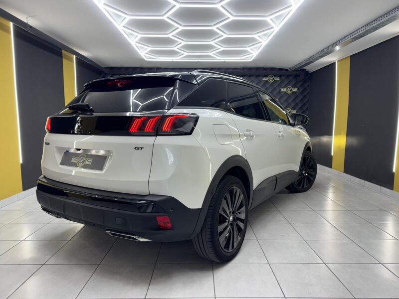 PEUGEOT 3008 GT 1.5