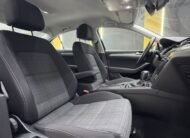 VOLKSWAGEN Passat 1.6