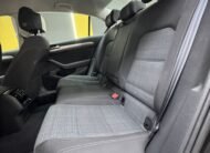 VOLKSWAGEN Passat 1.6