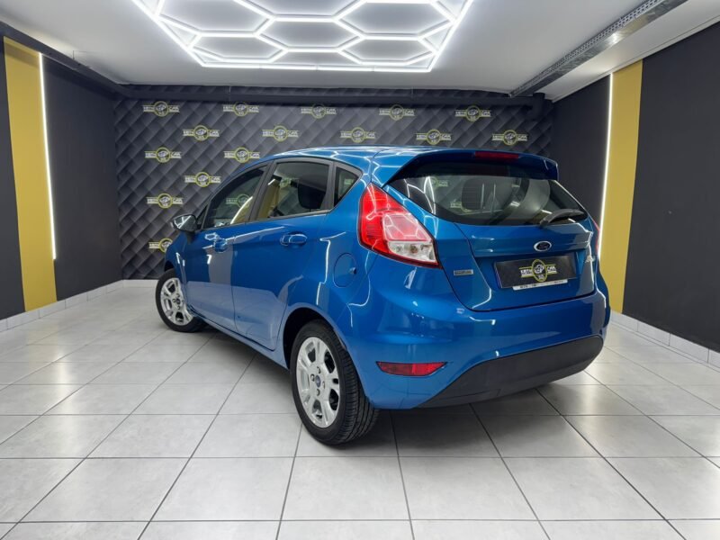 FORD FIESTA 1.0